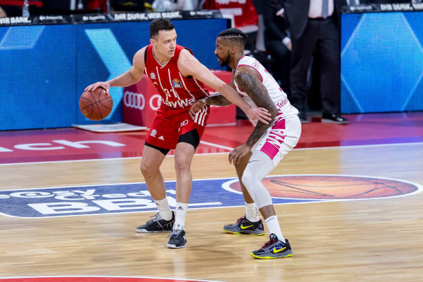 隐藏着两支 隐藏着两支